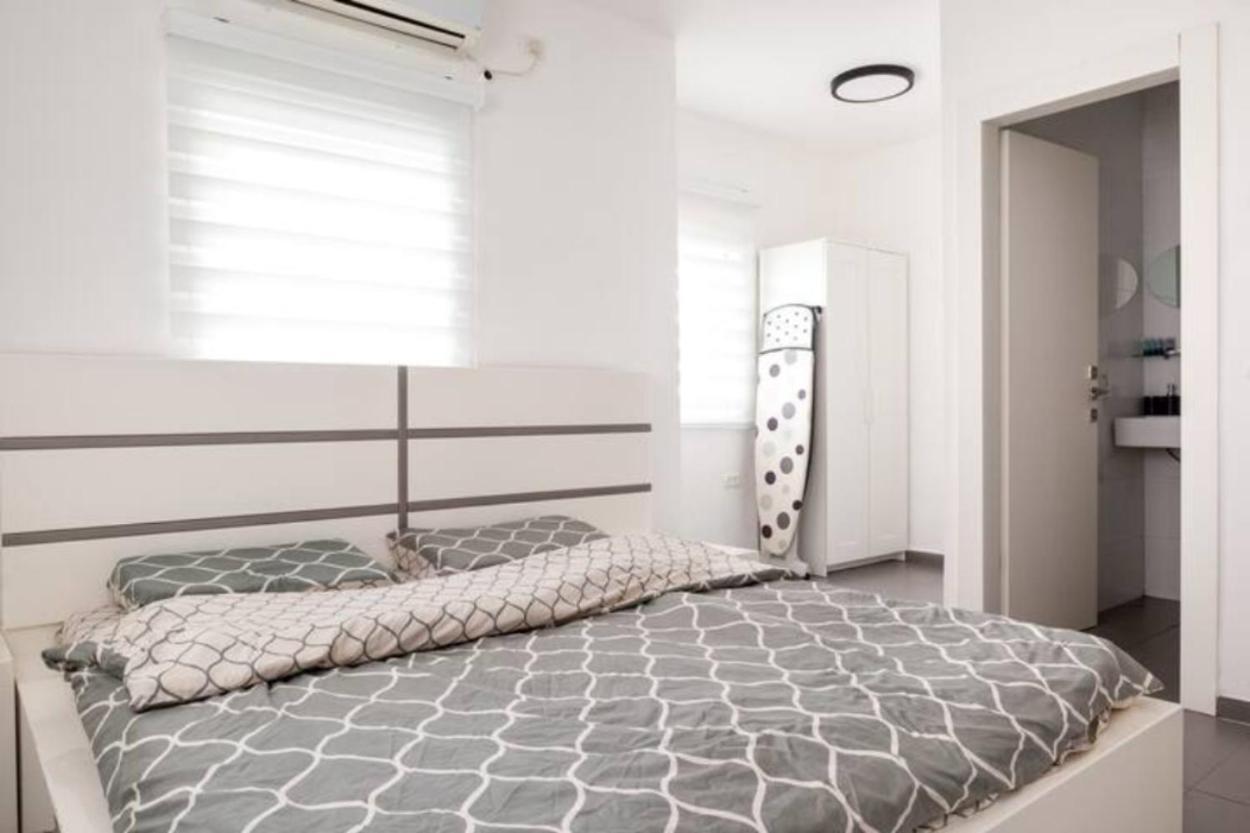 Oַ&O Group-Amazing Apt Bat-Yam 3 Min Walk To Beach Bat Yam Exterior photo