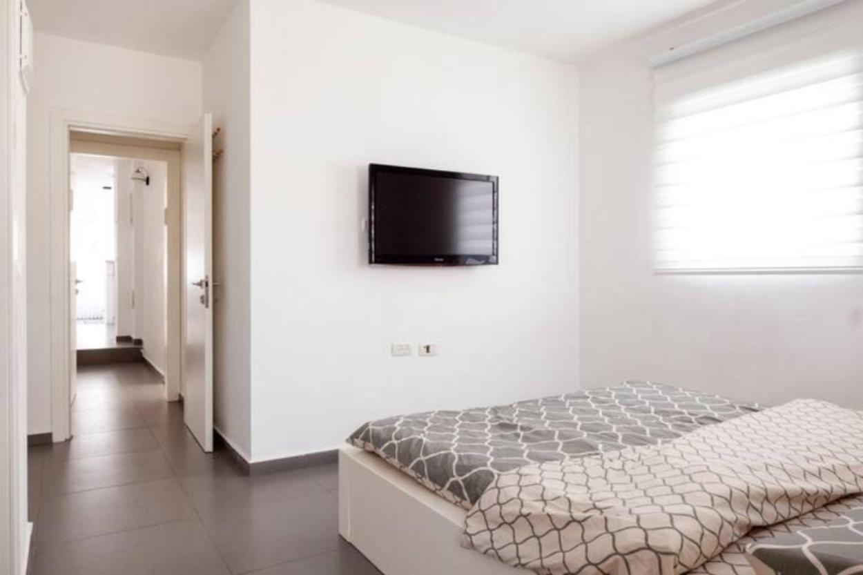 Oַ&O Group-Amazing Apt Bat-Yam 3 Min Walk To Beach Bat Yam Exterior photo